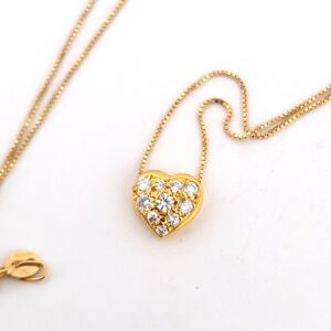 Collana in oro giallo da 18Kt con diamanti naturali brillanti di varia misura