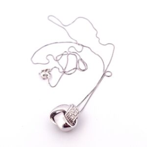 Collana con pendente in oro bianco 18Kt con diamanti naturali